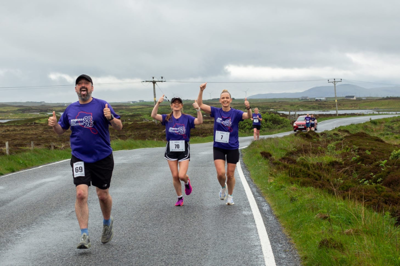 Benbecula half marathon runners